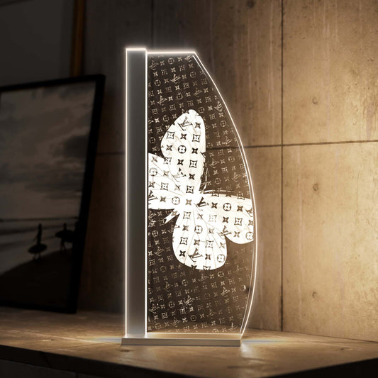 Tischleuchte Branded Butterfly by LUVERRE, dimmbar