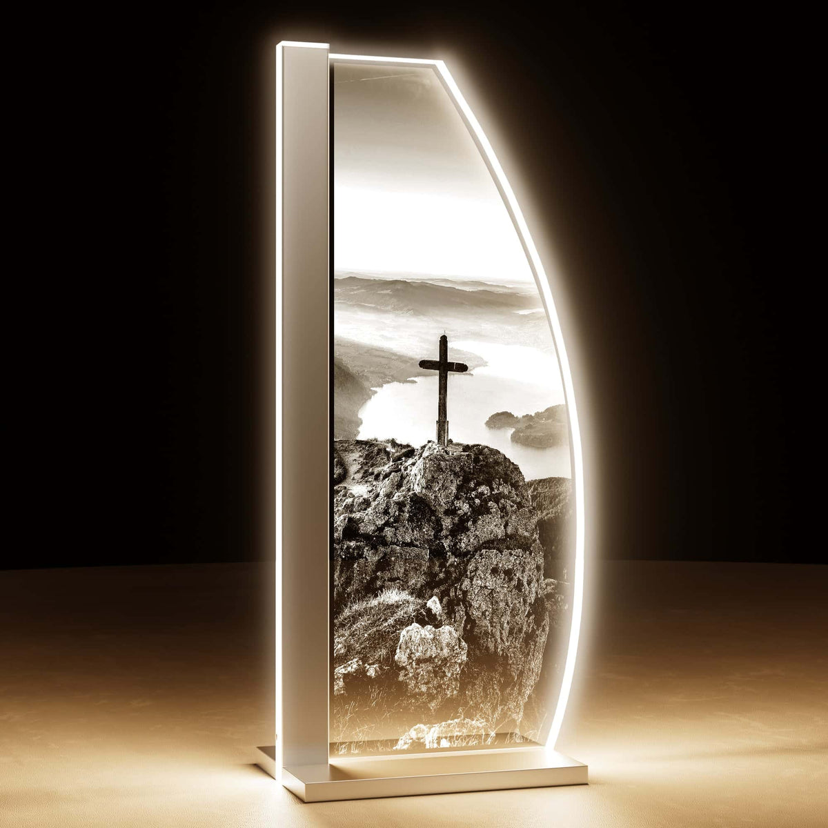 Tischleuchte Gipfelkreuz by LUVERRE, dimmbar
