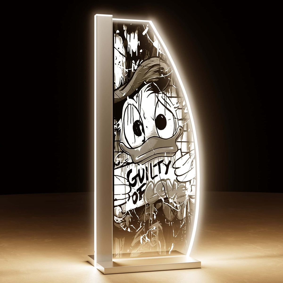 Donald duck mit dem Schild Guilty of Love