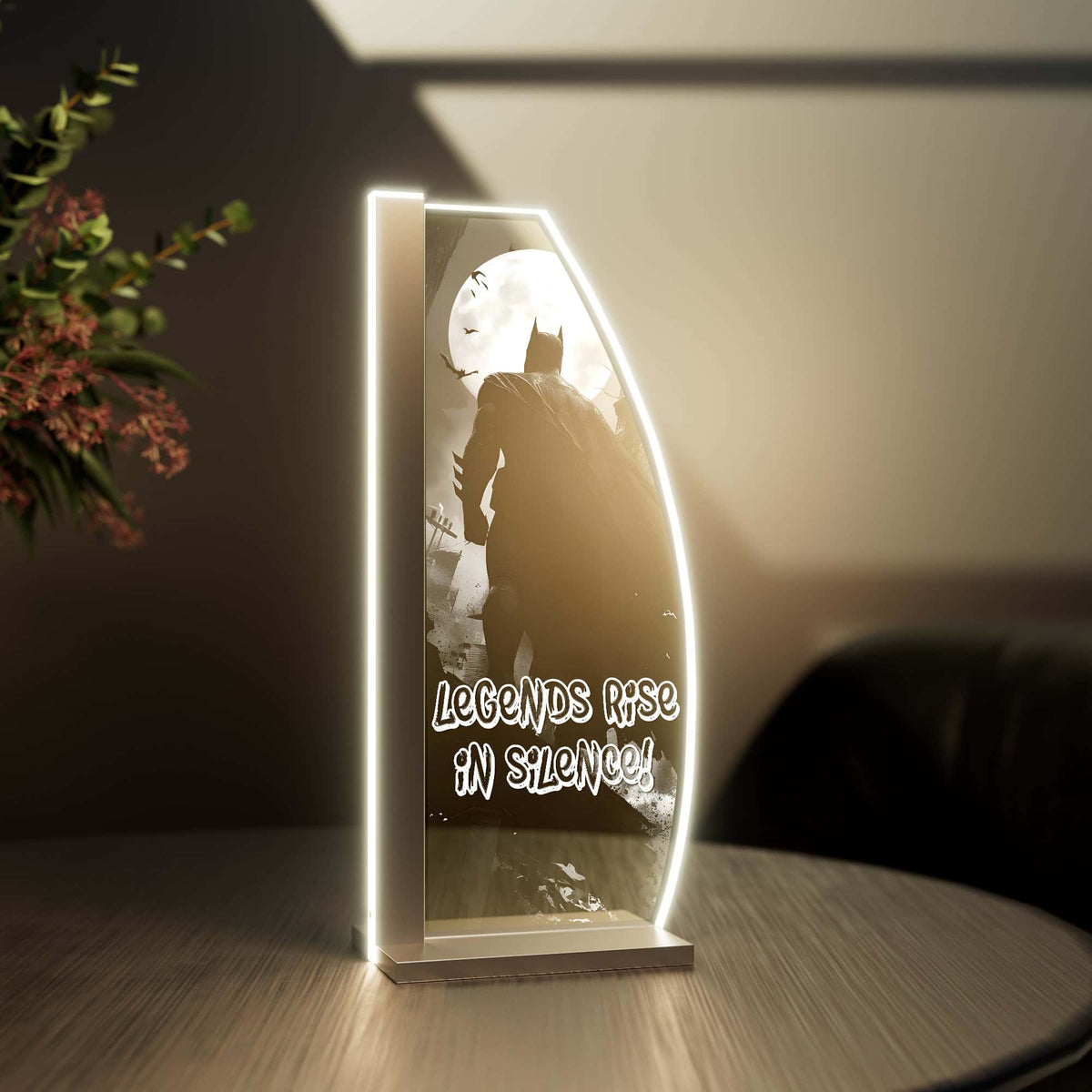 Tischleuchte Legends Rise in Silence by LUVERRE, dimmbar
