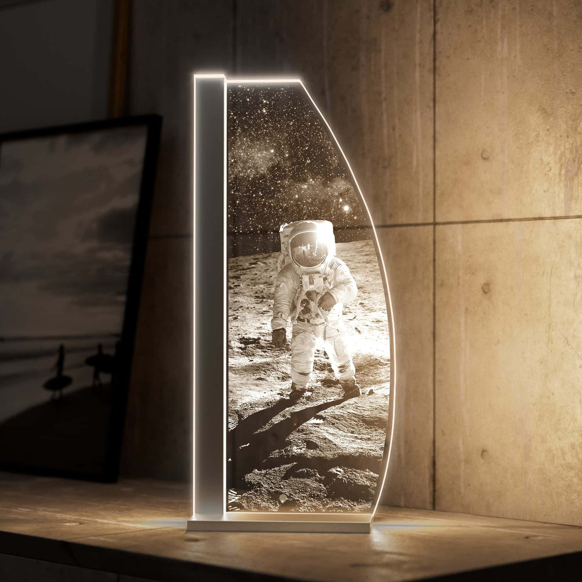 Tischleuchte  Man on the Moon by LUVERRE, dimmbar