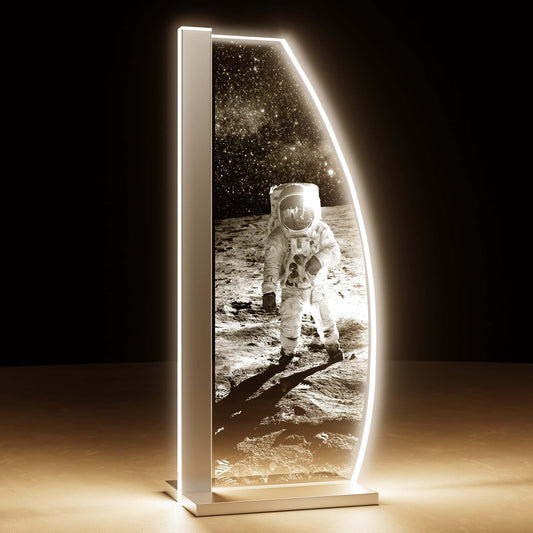 Tischleuchte  Man on the Moon by LUVERRE, dimmbar