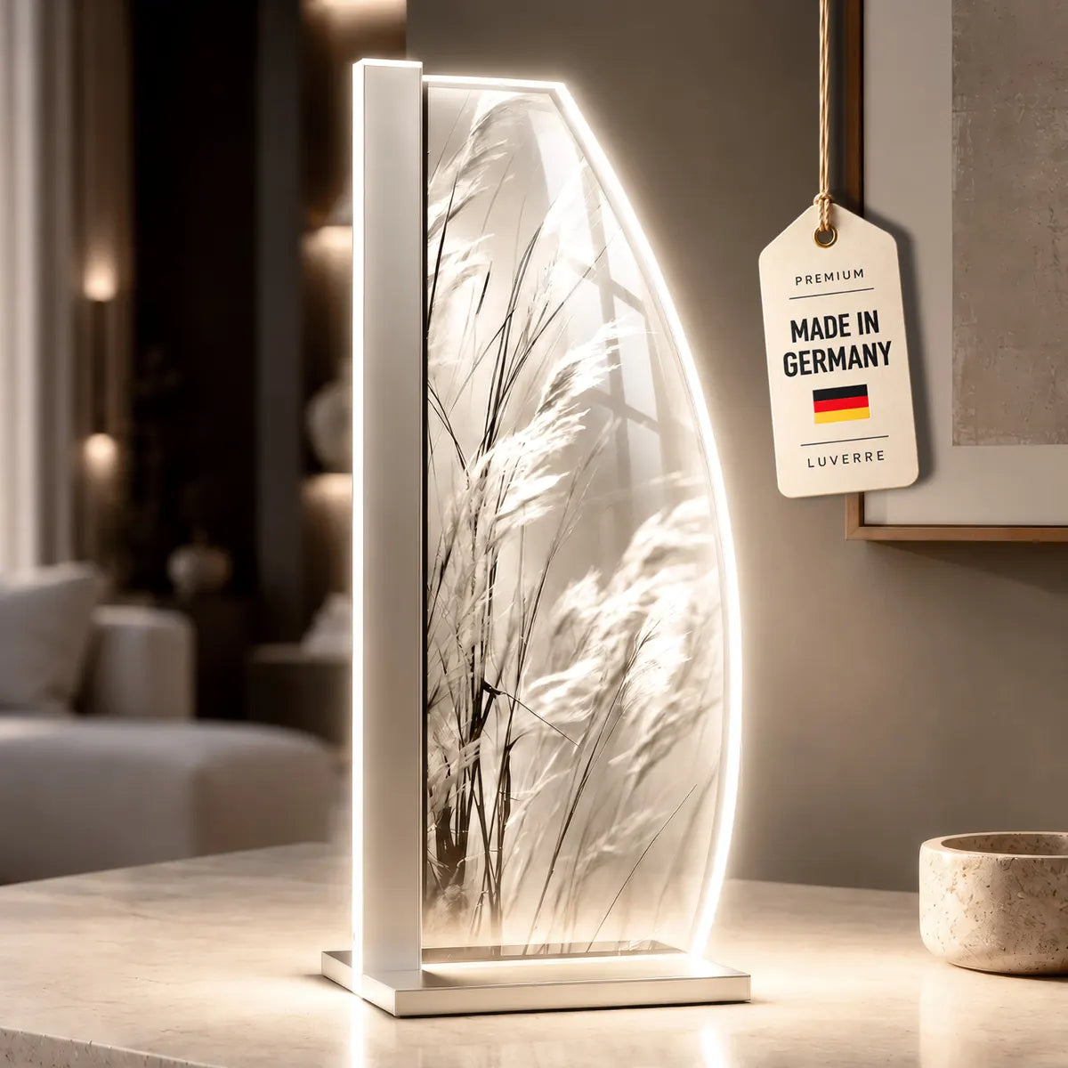 LUVERRE Gräser im Wind: Die Leuchte mit Made-in-Germany-Anhänger