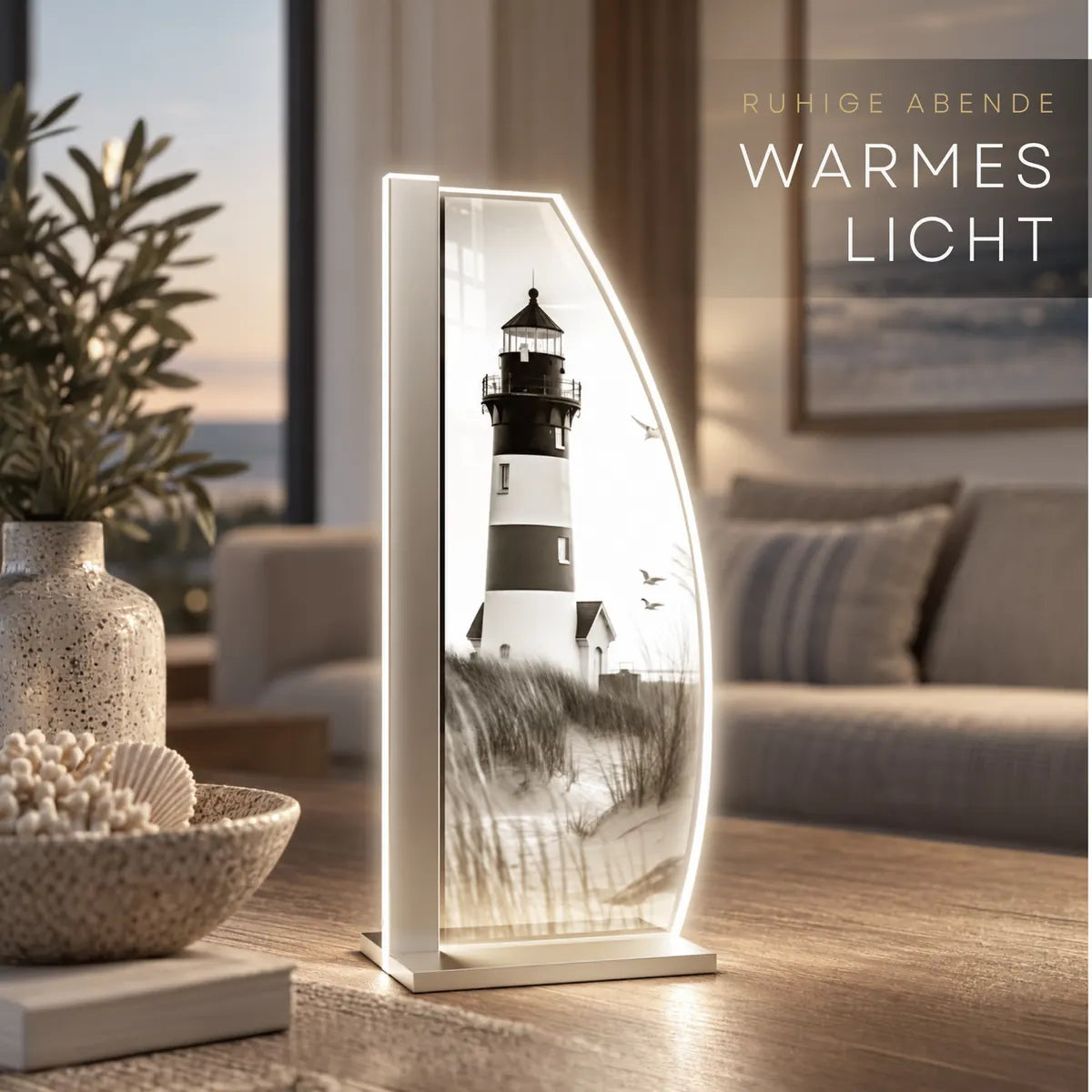 LUVERRE Leuchtturm: Warmes Licht am Abend